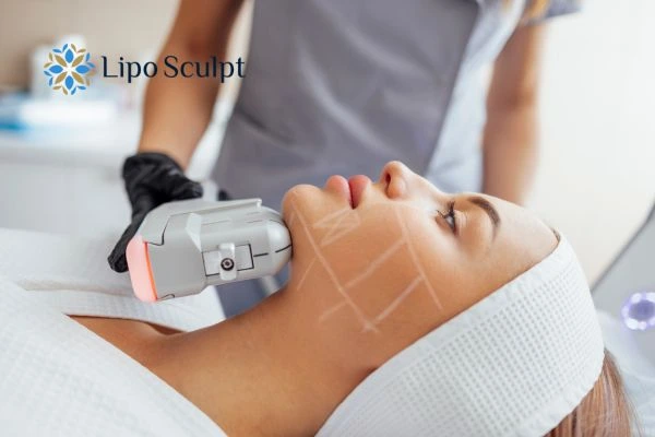 HIFU vs Botulinum Toxin: Understanding the Differences 1 HIFU vs Botox Little Paxton What is the best option for you?